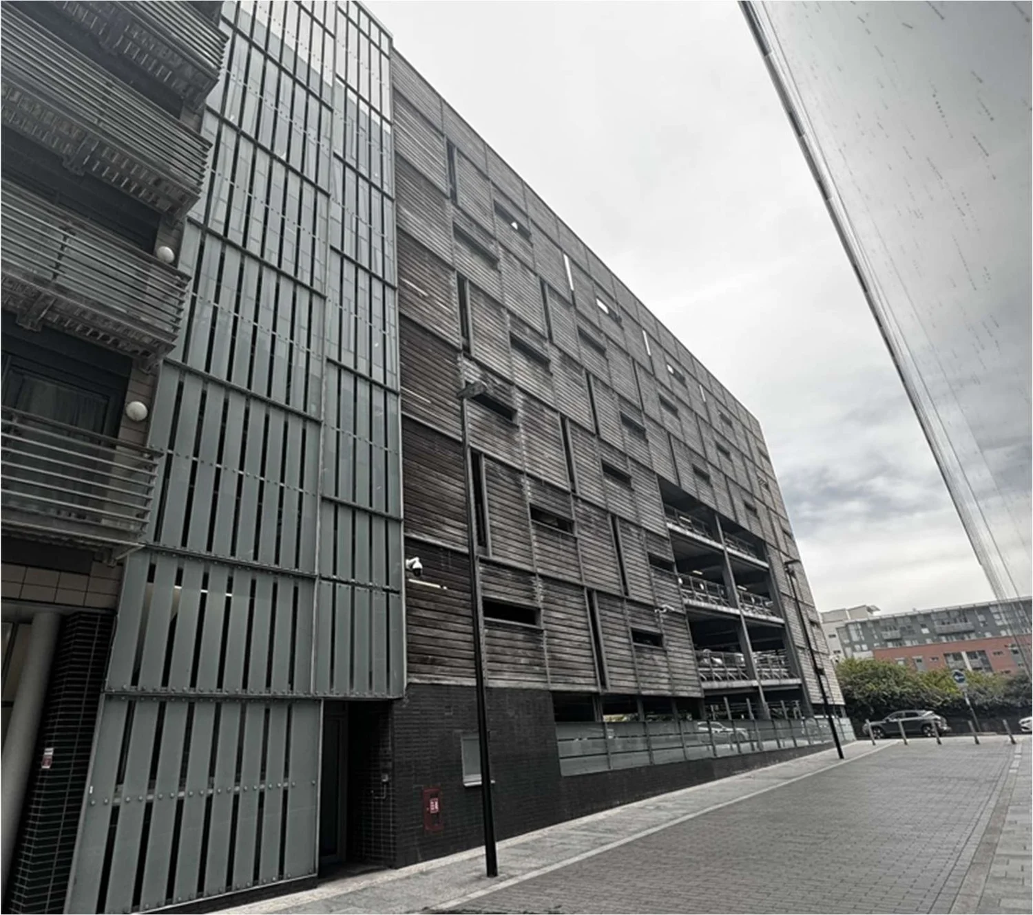 3 St Paul's Square car park, Liverpool, with its timber plank screen cladding and vertical glazed brise soleil
