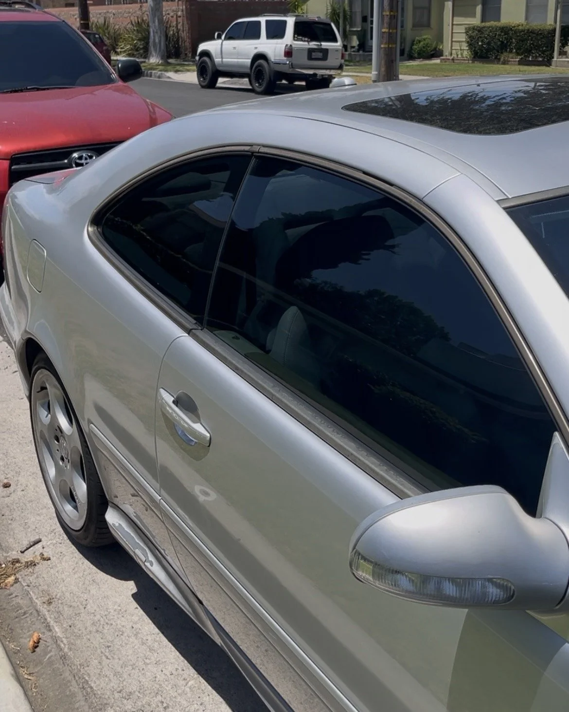 Clean edge detail on a Standard Ceramic install
