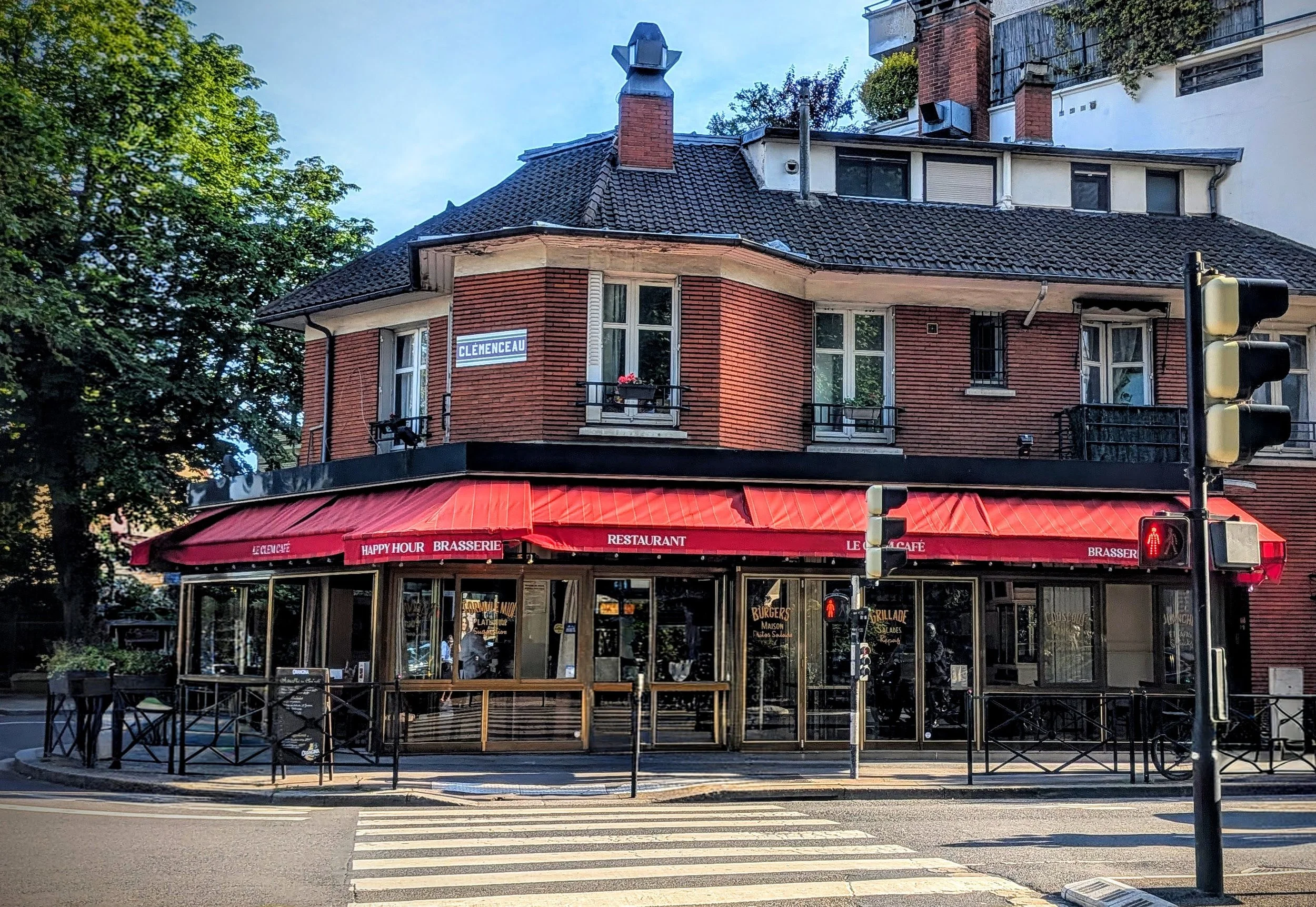 Le Clem Café