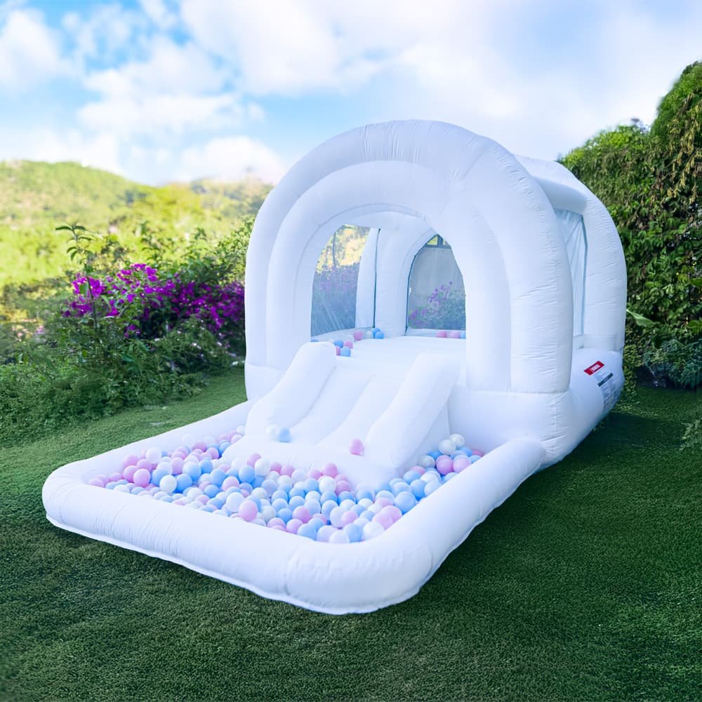 Triple Delight Bounce House