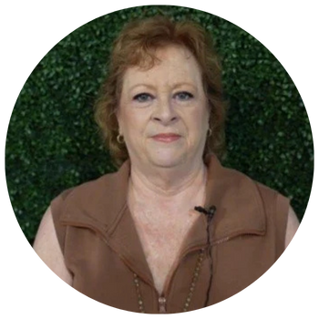 Lisa Kneggs