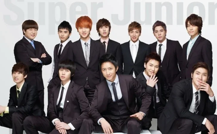 SUPER JUNIOR