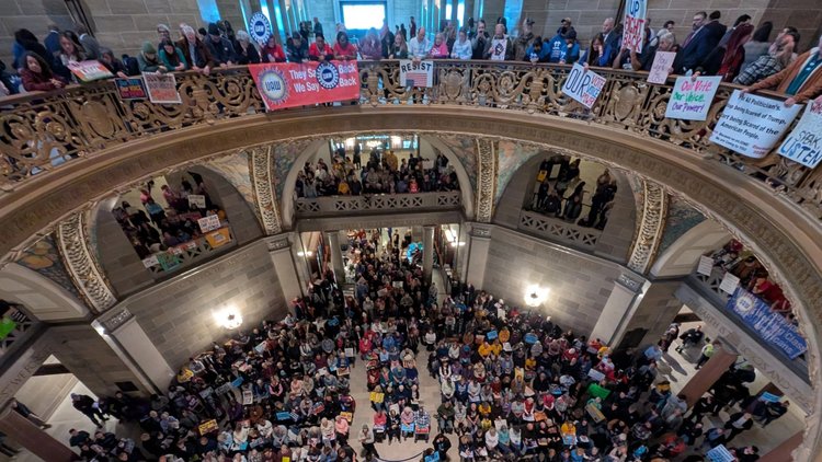 Missourians gathered in capitol rotunda