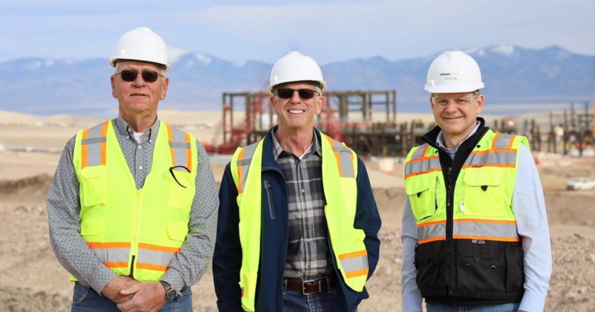 Governor Joe Lombardo tours construction site