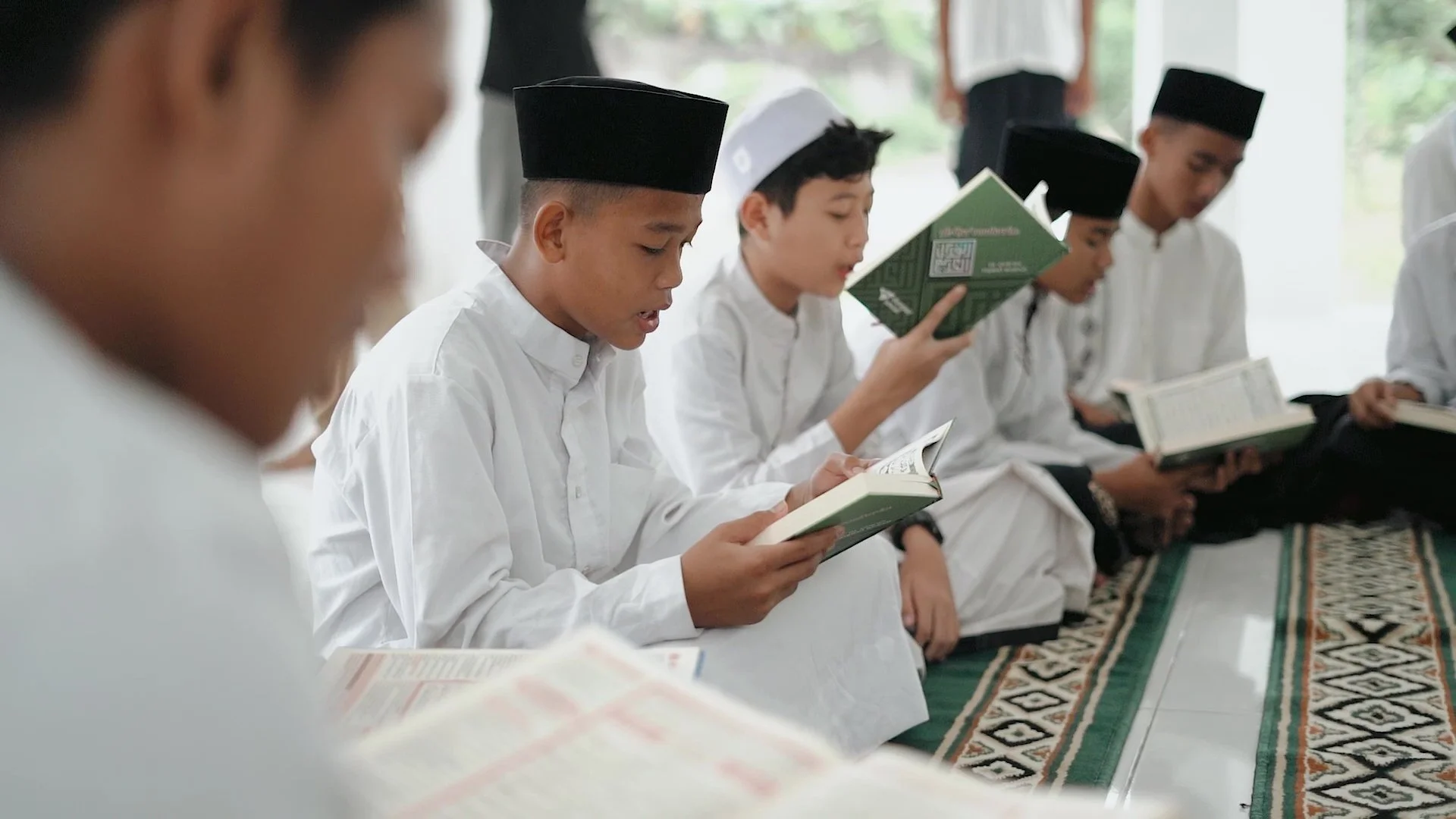 Children reading Qur'an at Masjid Al-Salam in Bali