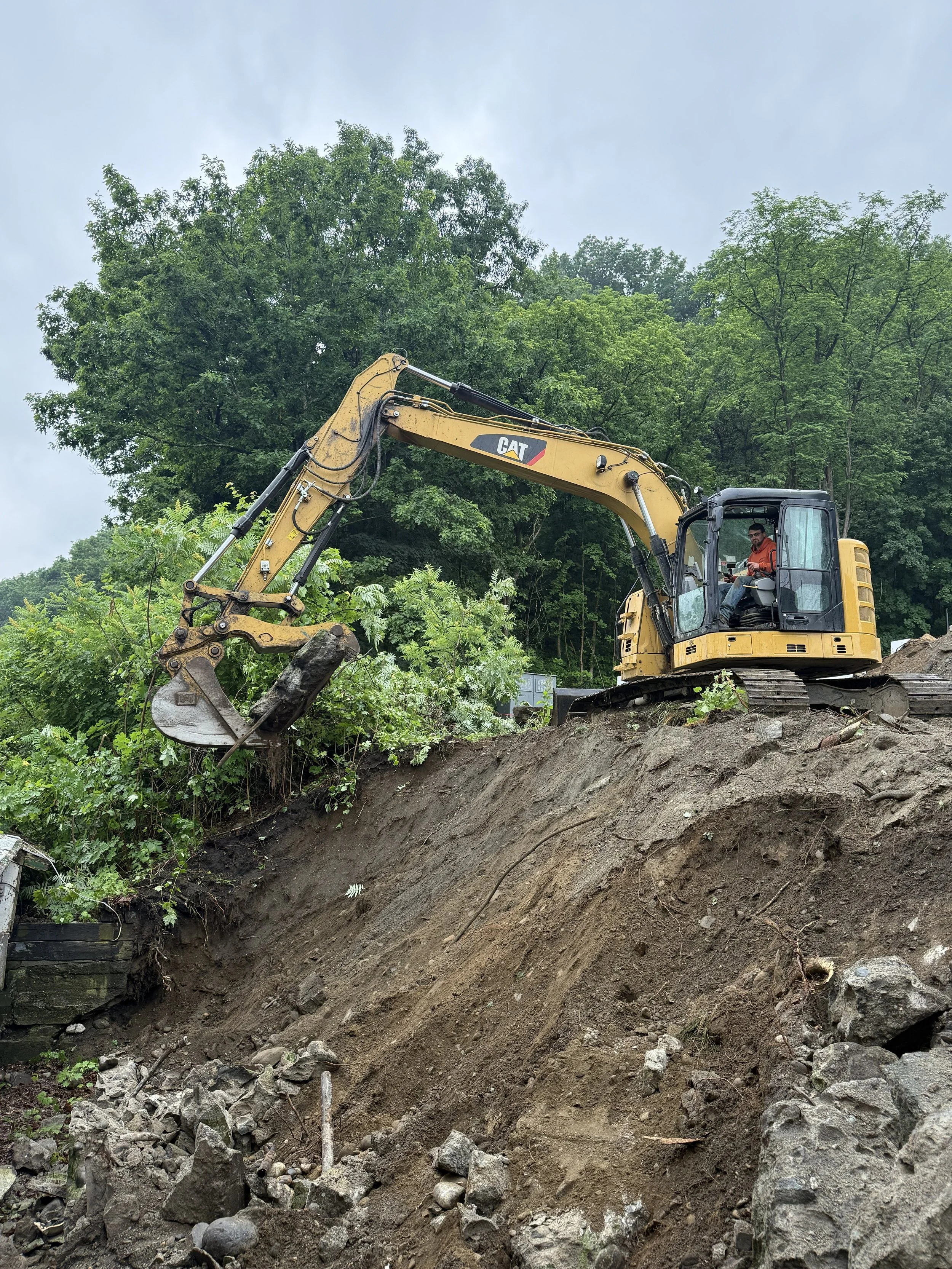 Thompson Site Services excavation equipment working on a job site