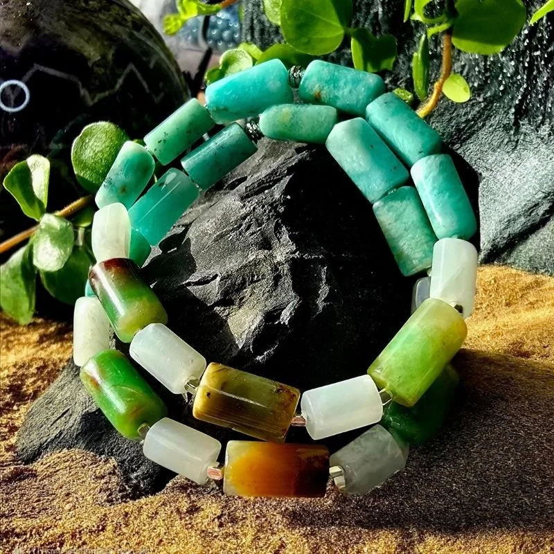 Fertiges Edelsteinarmband