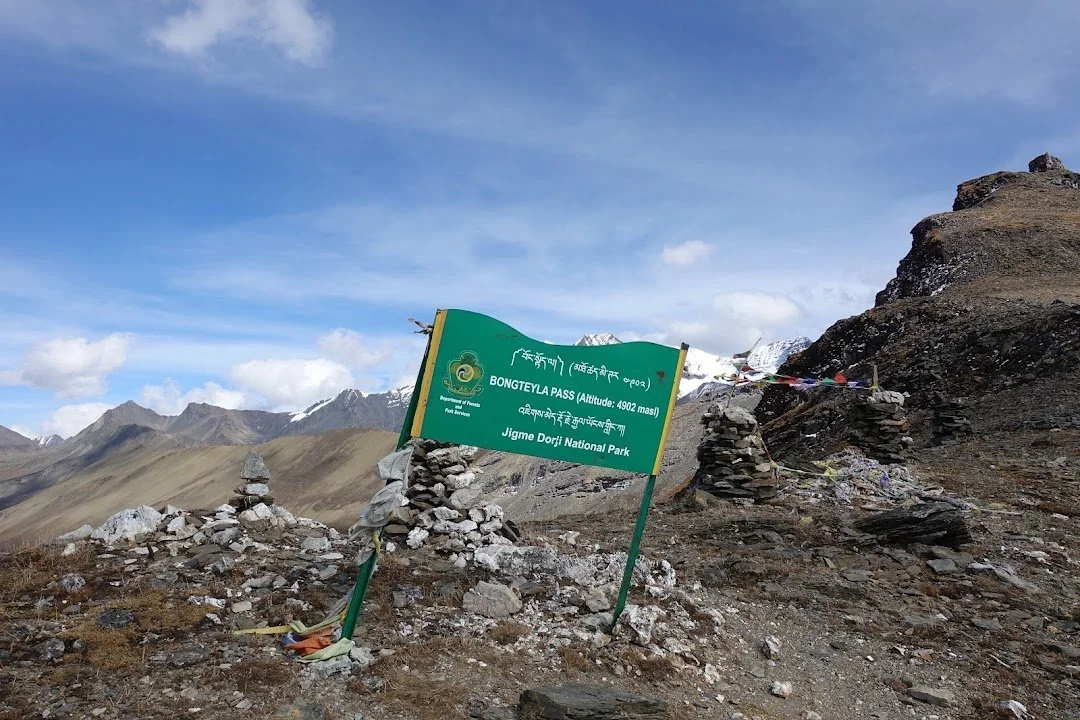The sign at Bongteyla Pass marks 4,902 metres: the highest pass of the trek.