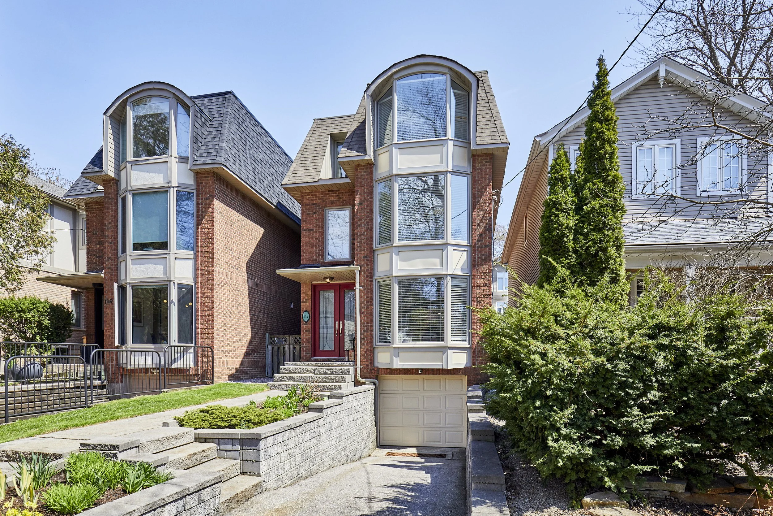 117 Edgewood Ave Toronto — sold for $1,935,000