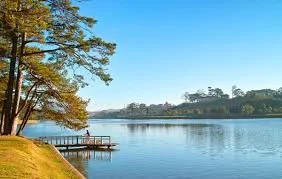 Tasik Xuan Huong
