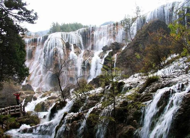 Pearl Shoal Waterfall