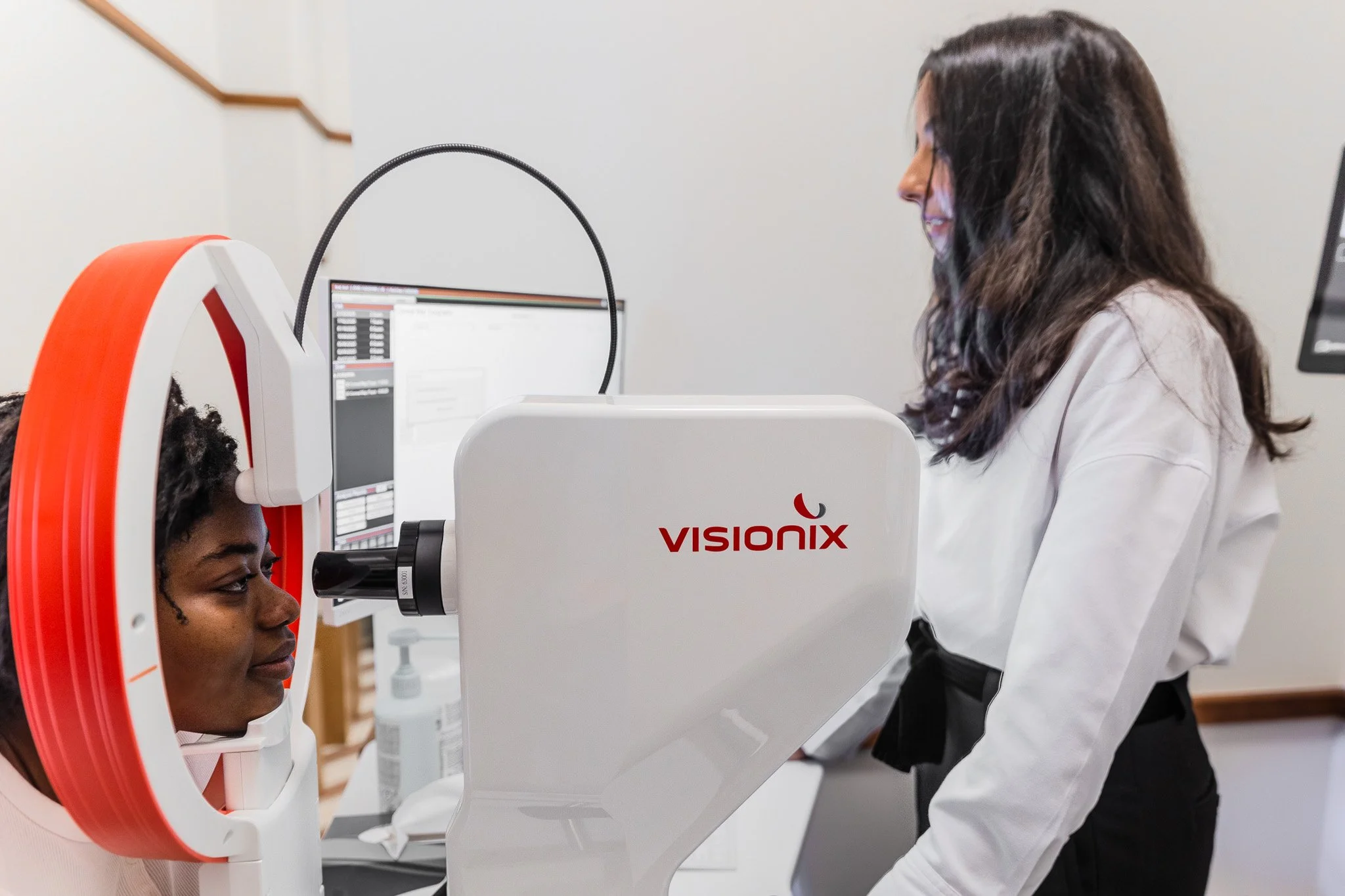 Équipements de contactologie — Topographe cornéen, cabinet Dr. SALAH-MABED Paris 5