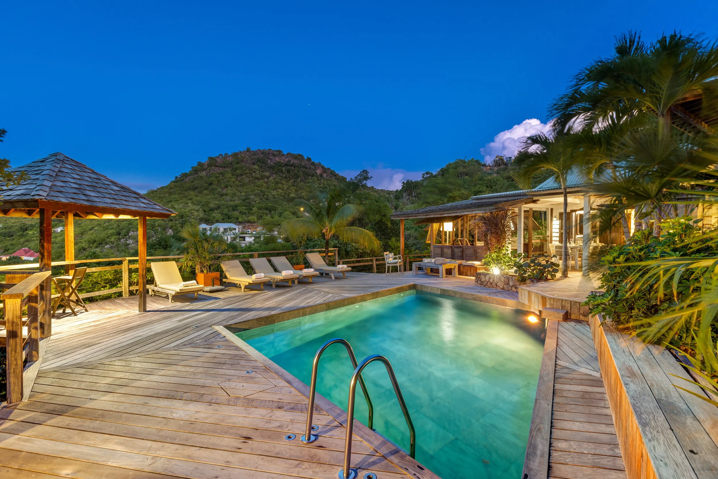 Villa Lama pool and gazebos