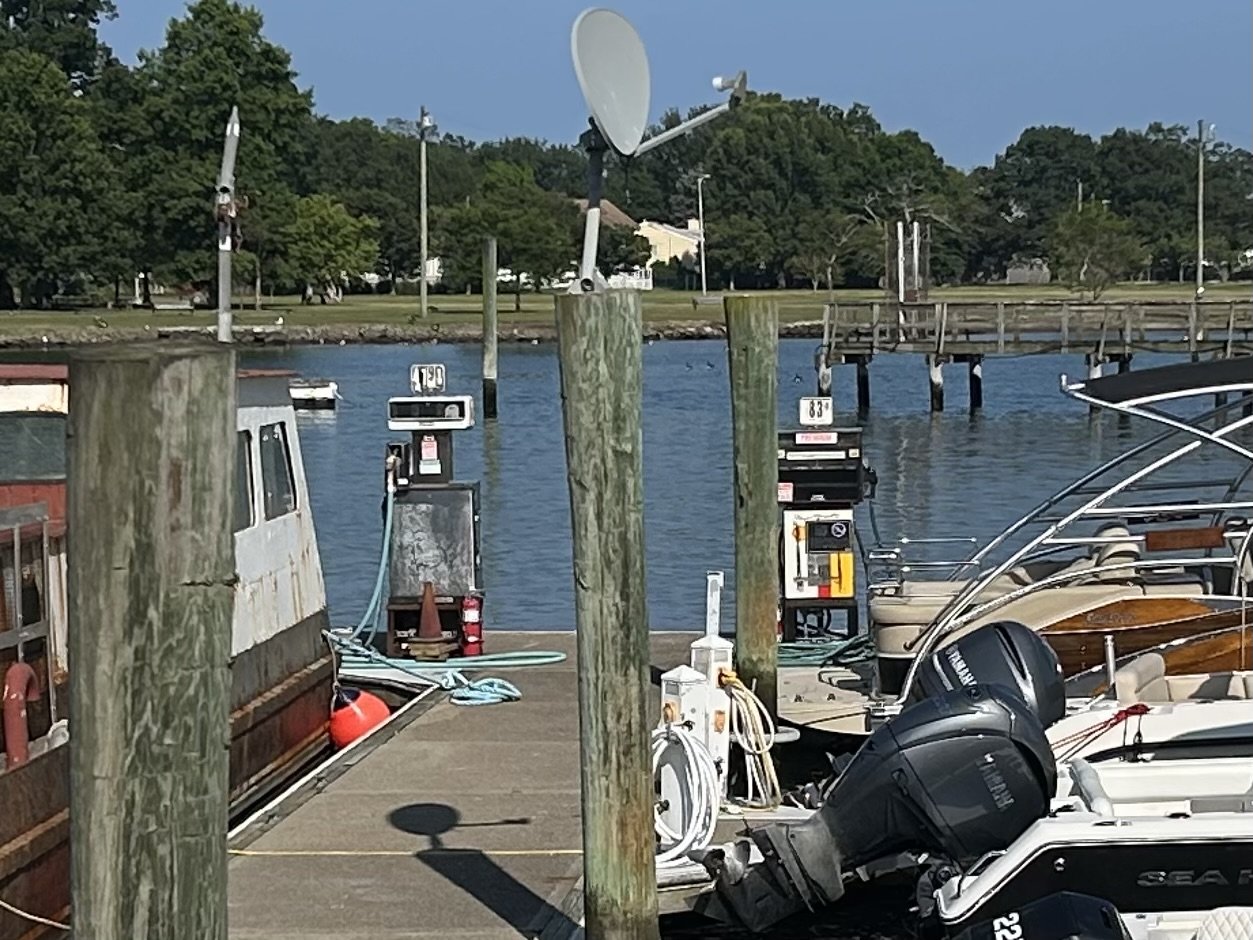 Fuel Dock at Seaview House Marina