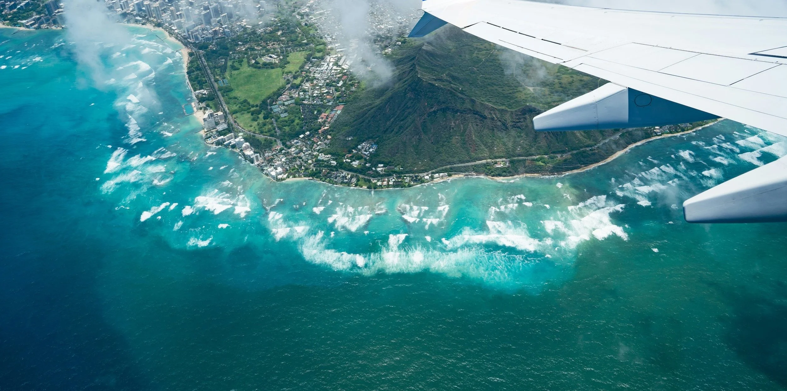 Aerial view over Hawaiʻi — fly free with points and miles