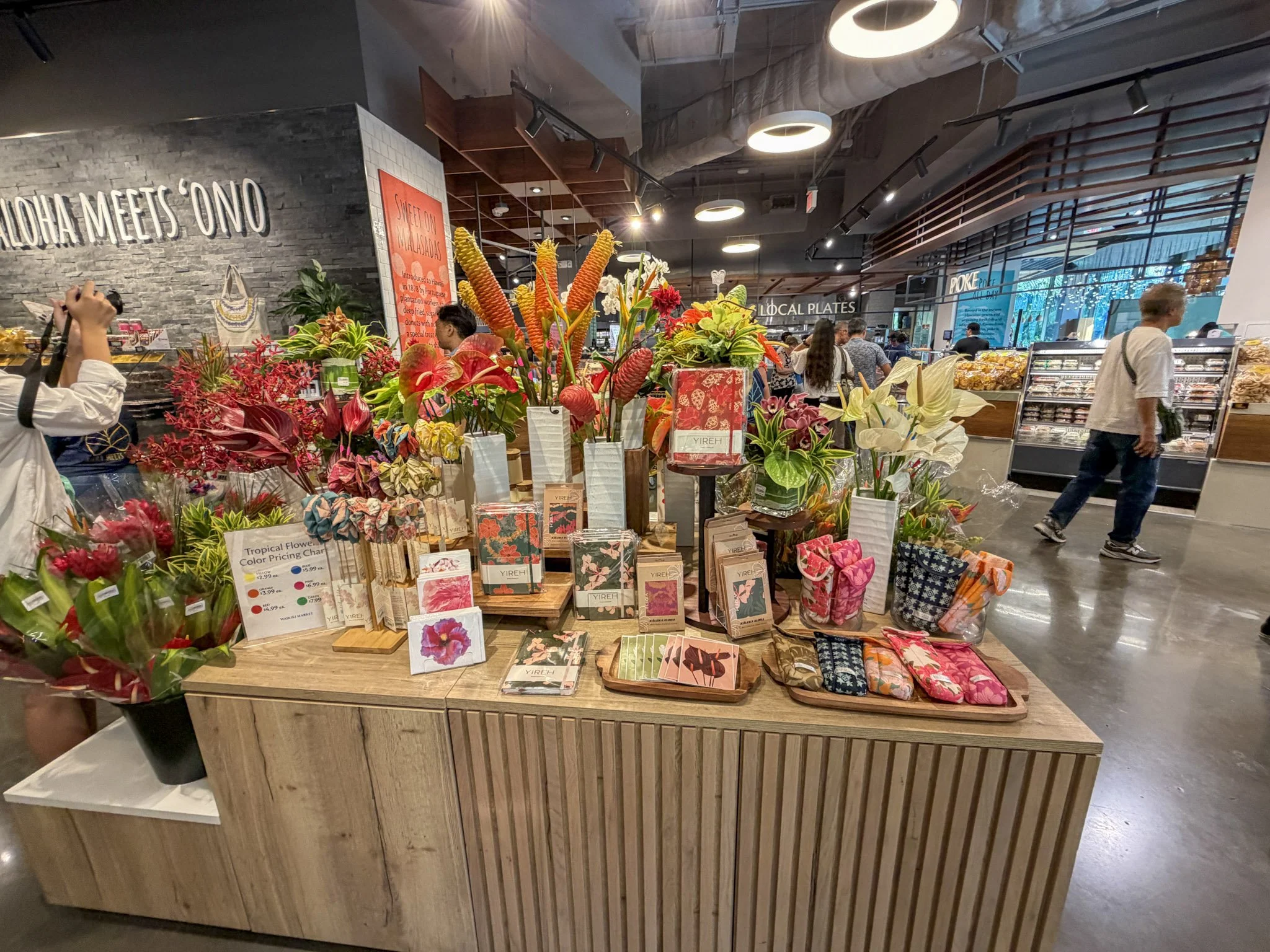 Waikiki Market food station display on reopening day, photo 8