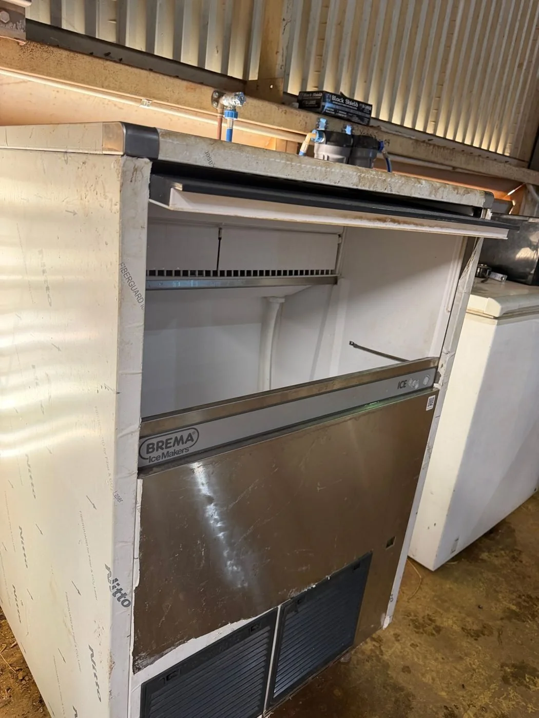Commercial ice machine serviced on site