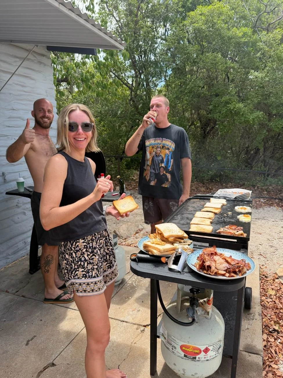 Bacon and egg breakfast on the barbecue with the crew