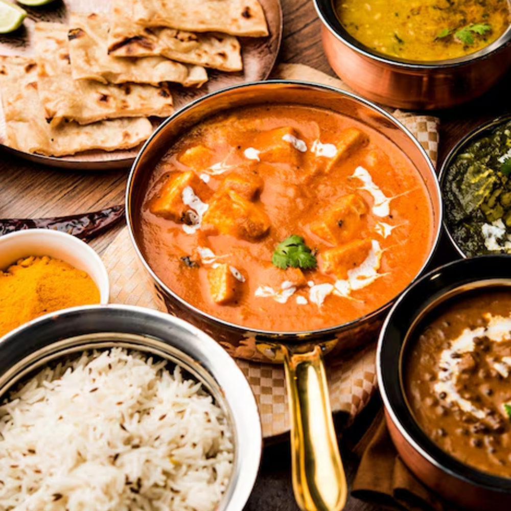 Chicken Chilli served with rice and naan – Flavor of India