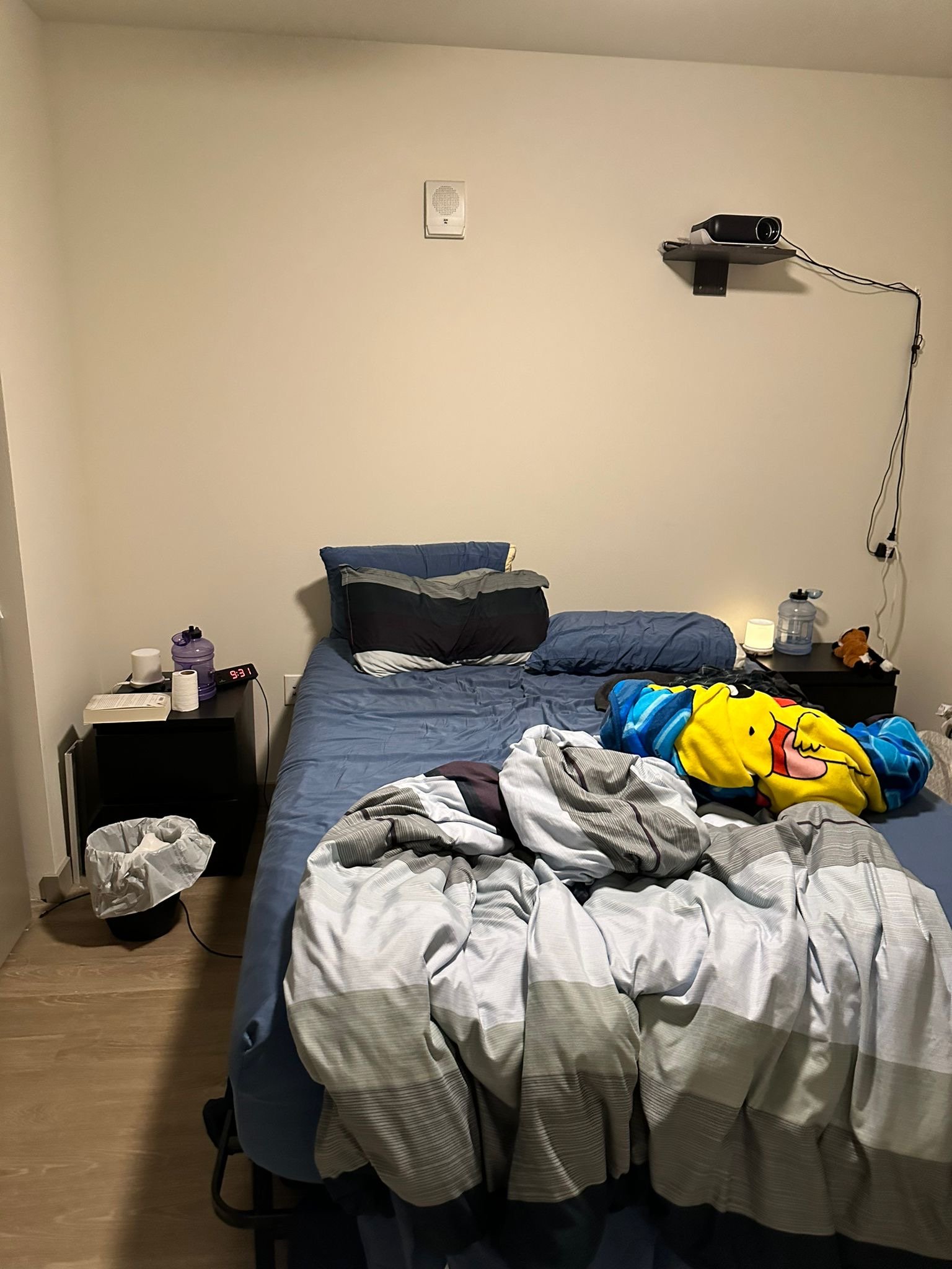 Unmade bed before cleaning