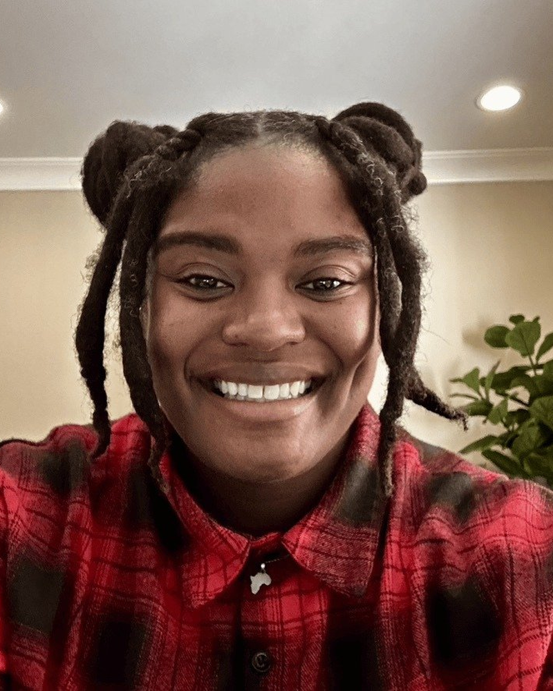 Portrait of Crystal Shanea Washington, AMFT