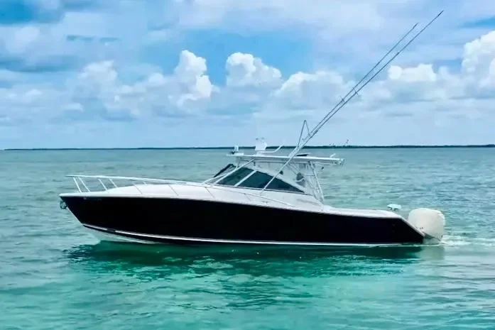 Sport fishing boat detailing Miami