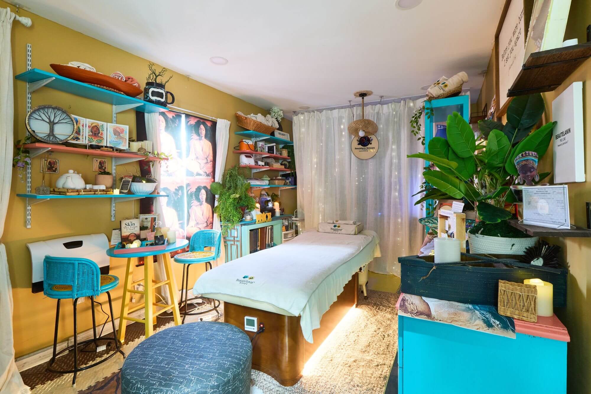 Beautélanin® Treatment Room