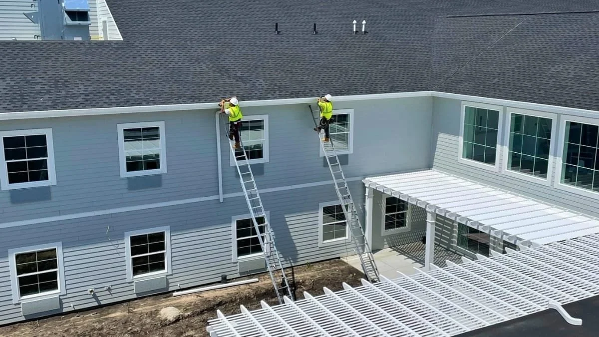 Commercial condominium and corporate association development