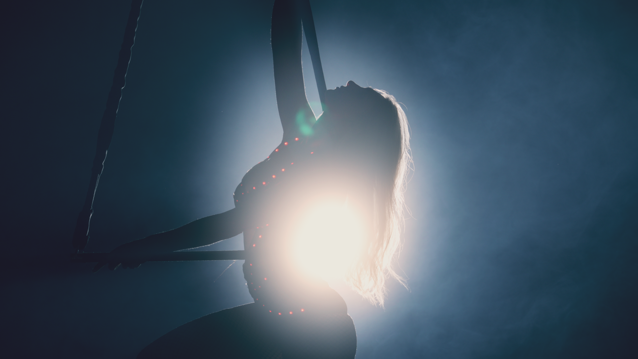 Kaiya Jade aerial performer showreel