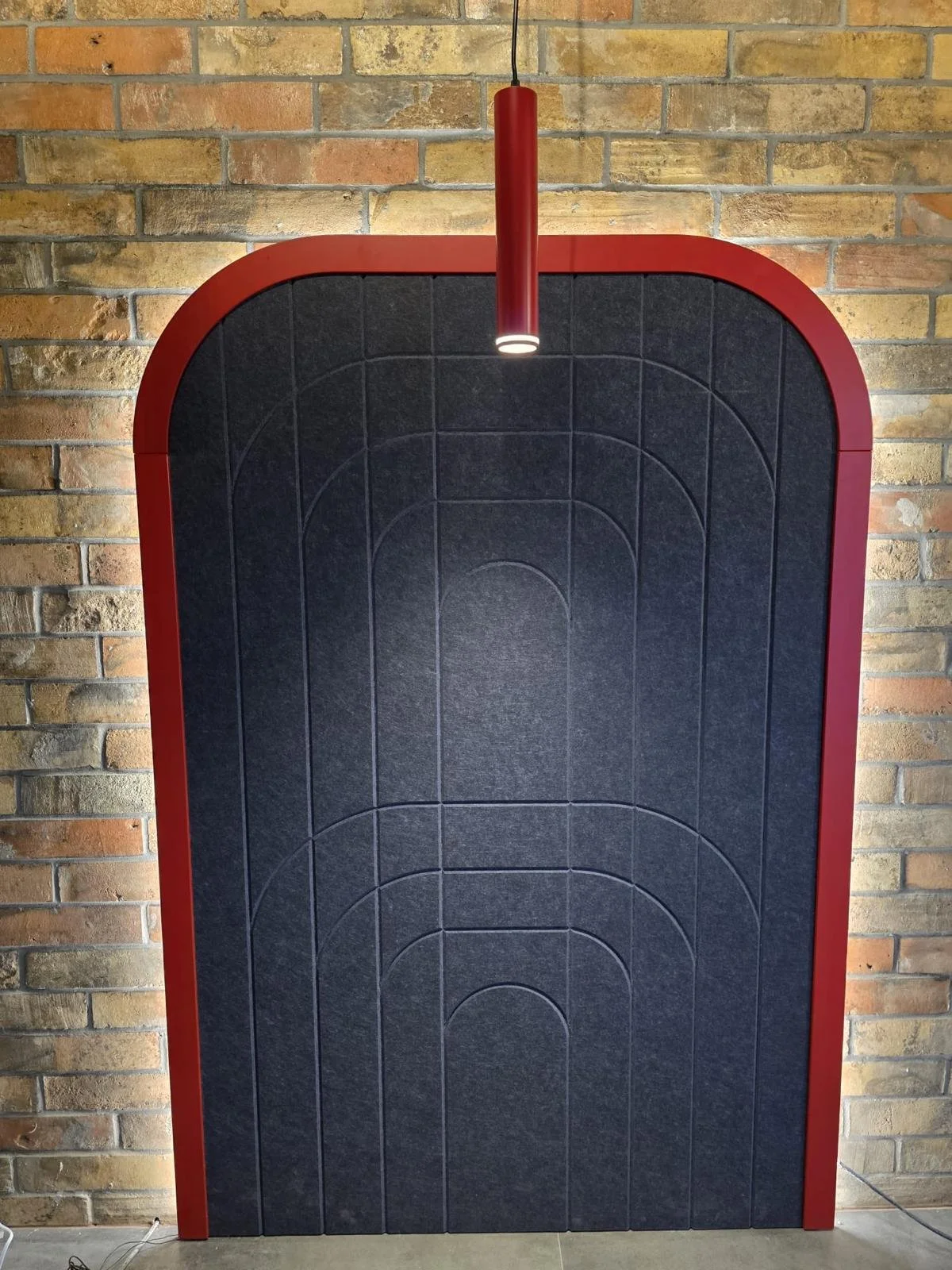 Akustični Pet panel filc materijal u ramu.