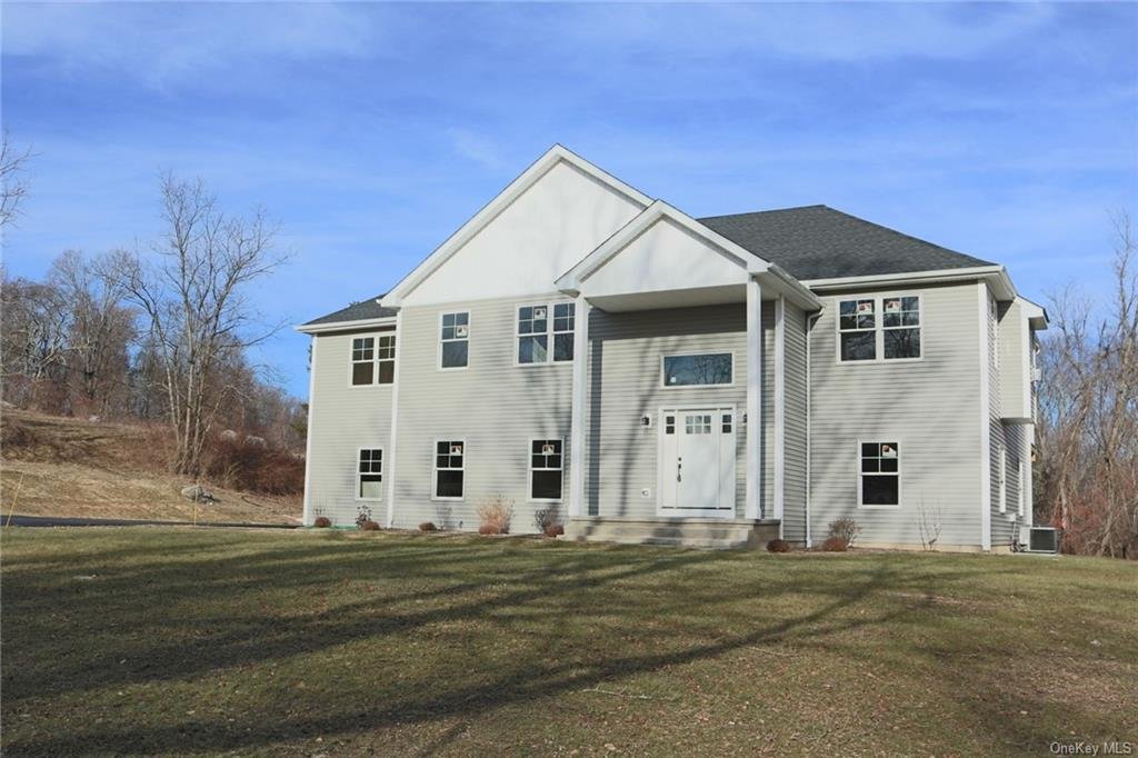 Holmes, NY 12531