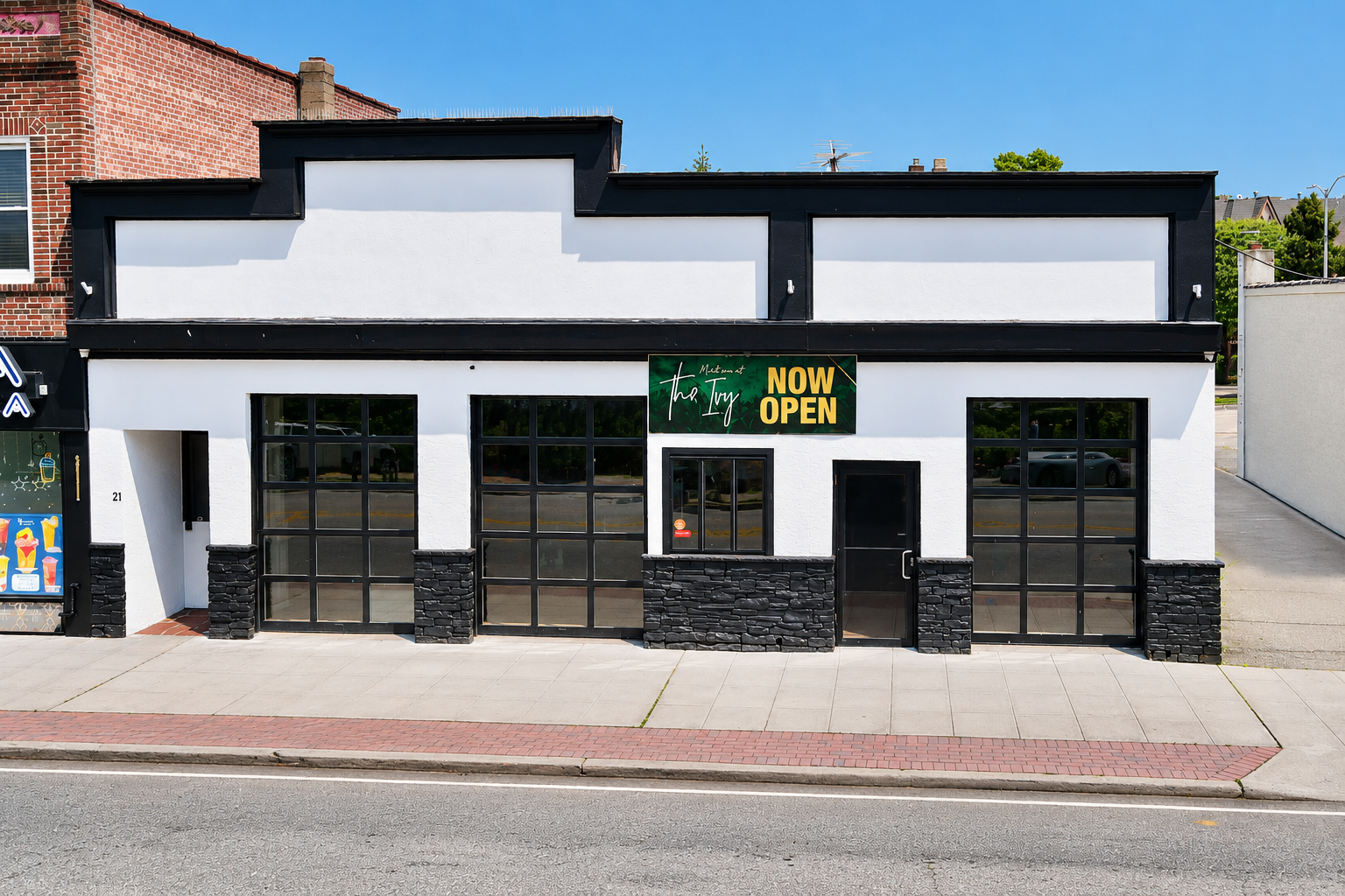 Ivy Kitchen & Bar at 21 South Park Avenue, Rockville Centre