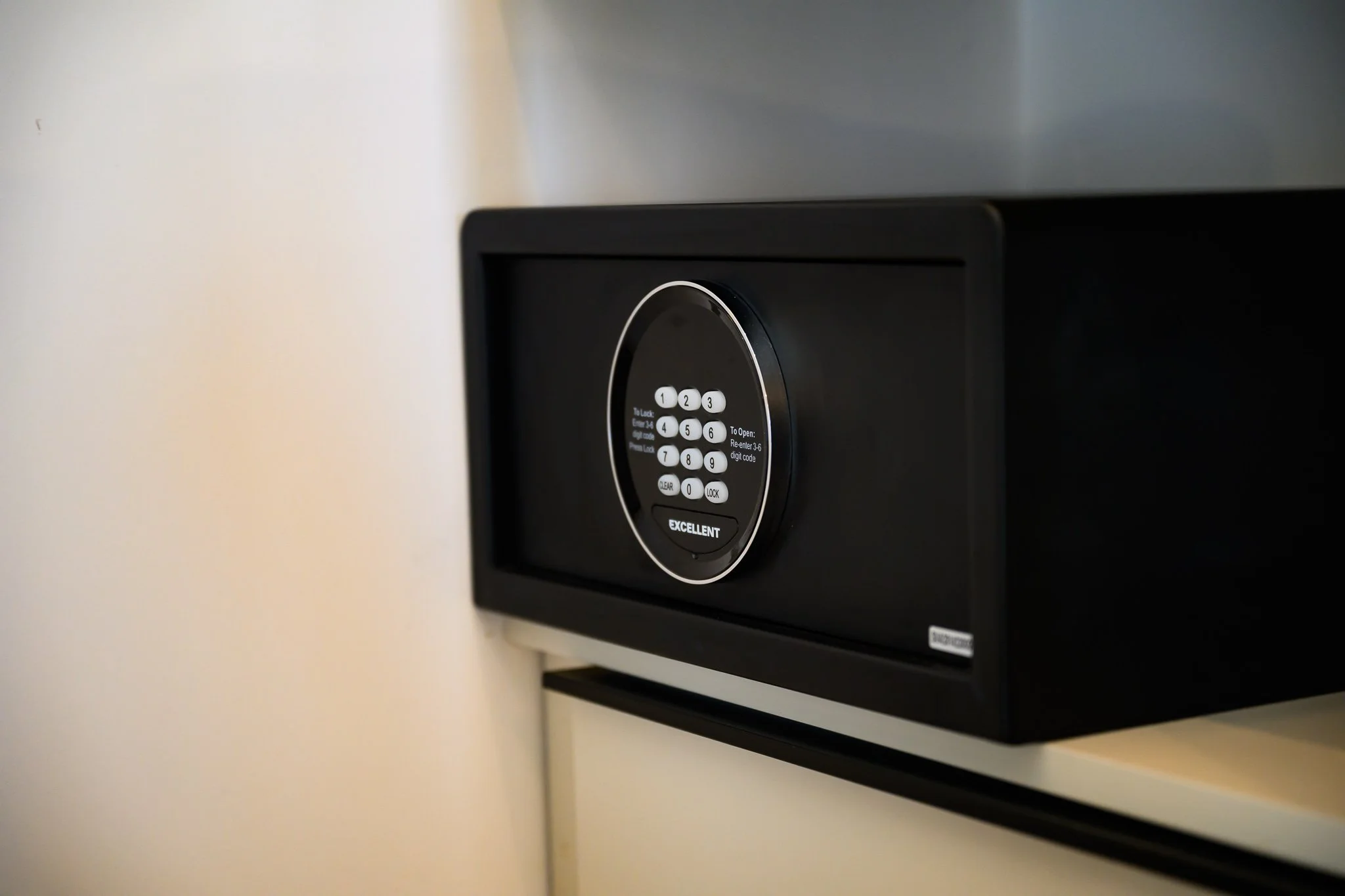Nisia Junior Suite amenity — In-suite safe