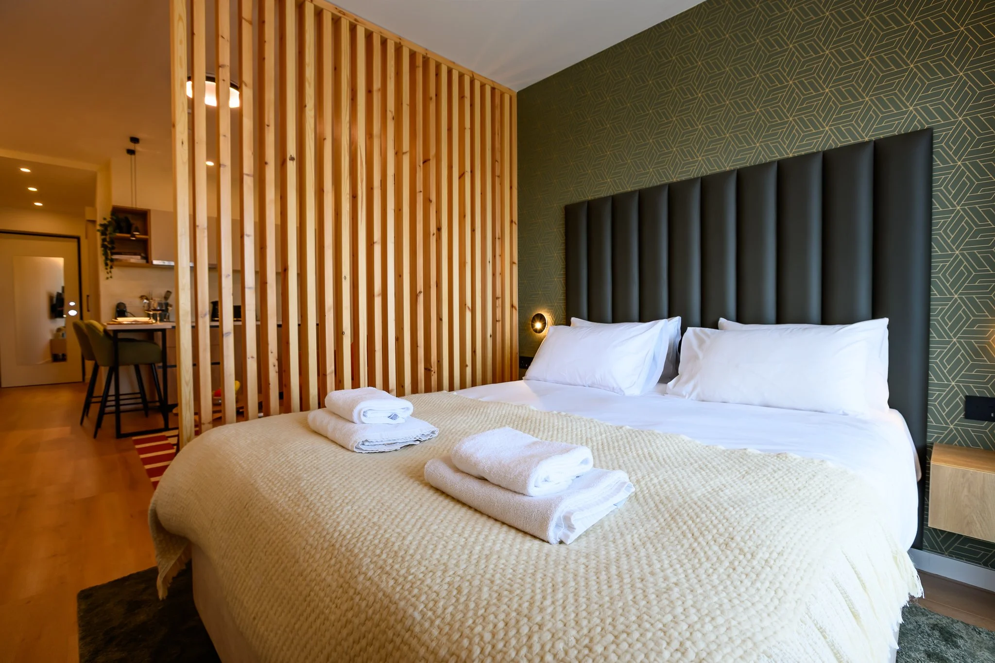 Nisia Junior Suite — Looking back through the suite