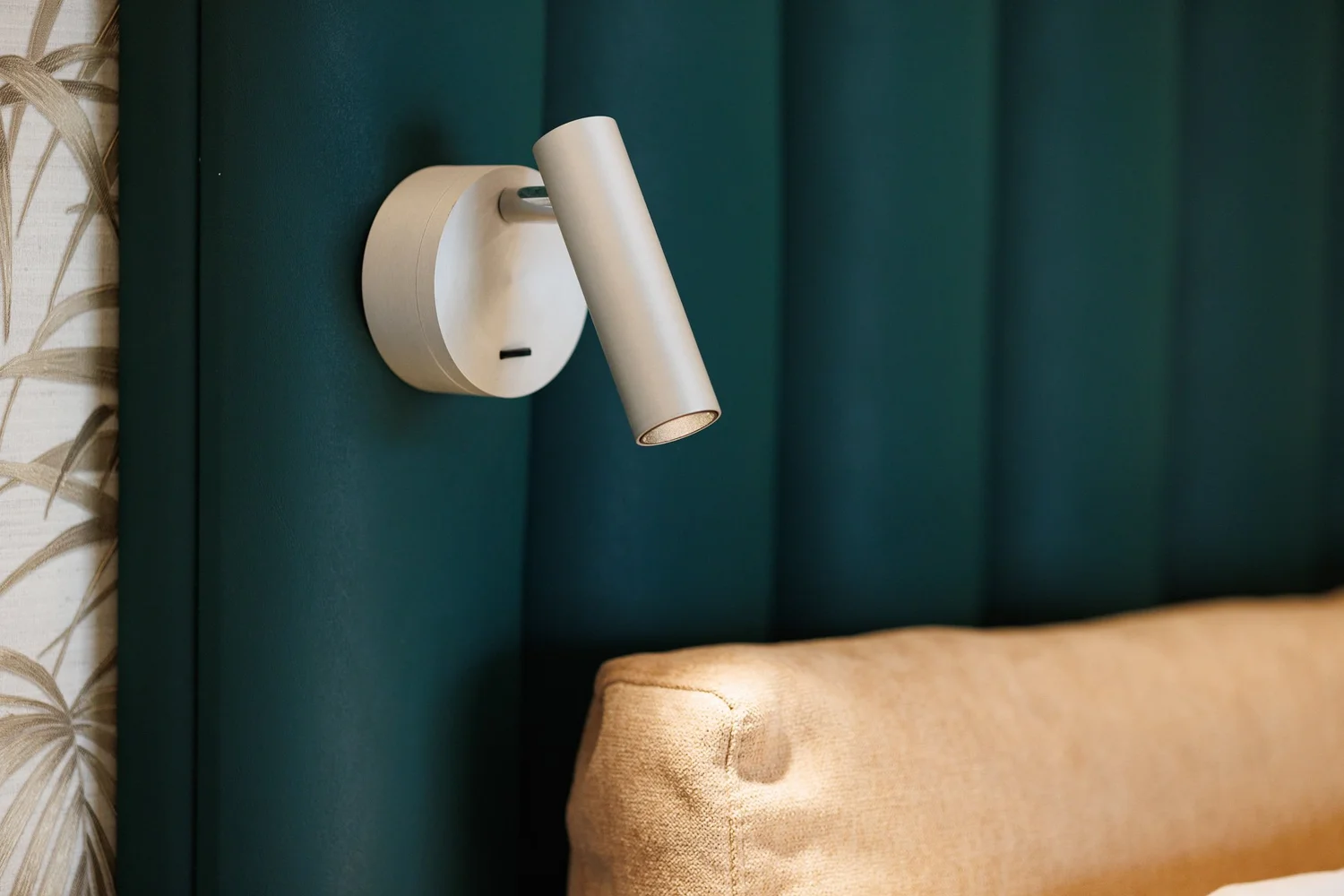 The Palm Suites Suite 2 — Bedside reading light