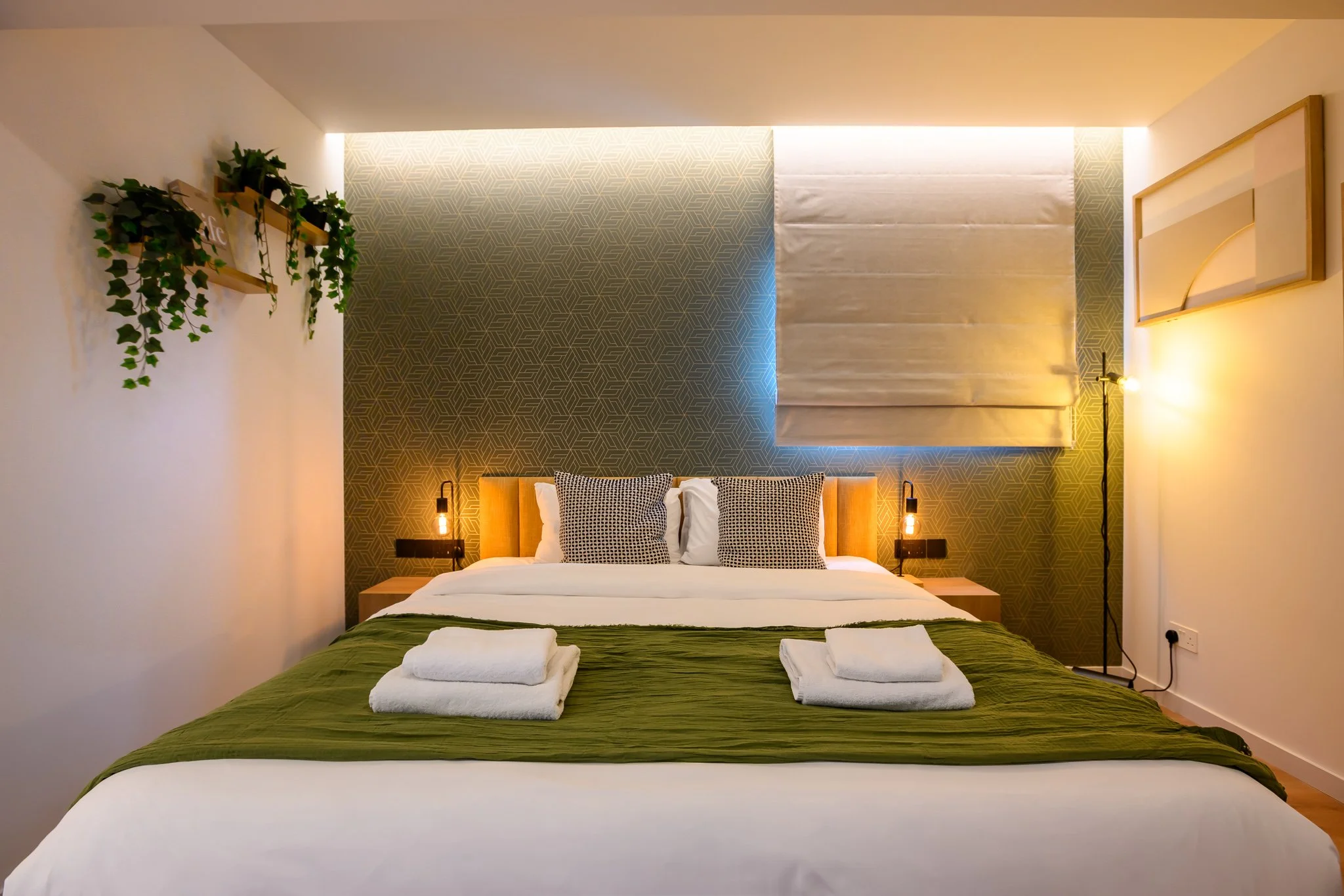 Nisia Classic Suite — Bed with hotel-grade linens