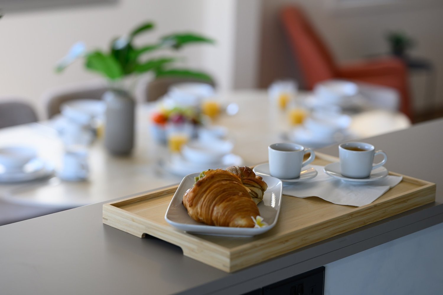 Calian Court — Breakfast at the table