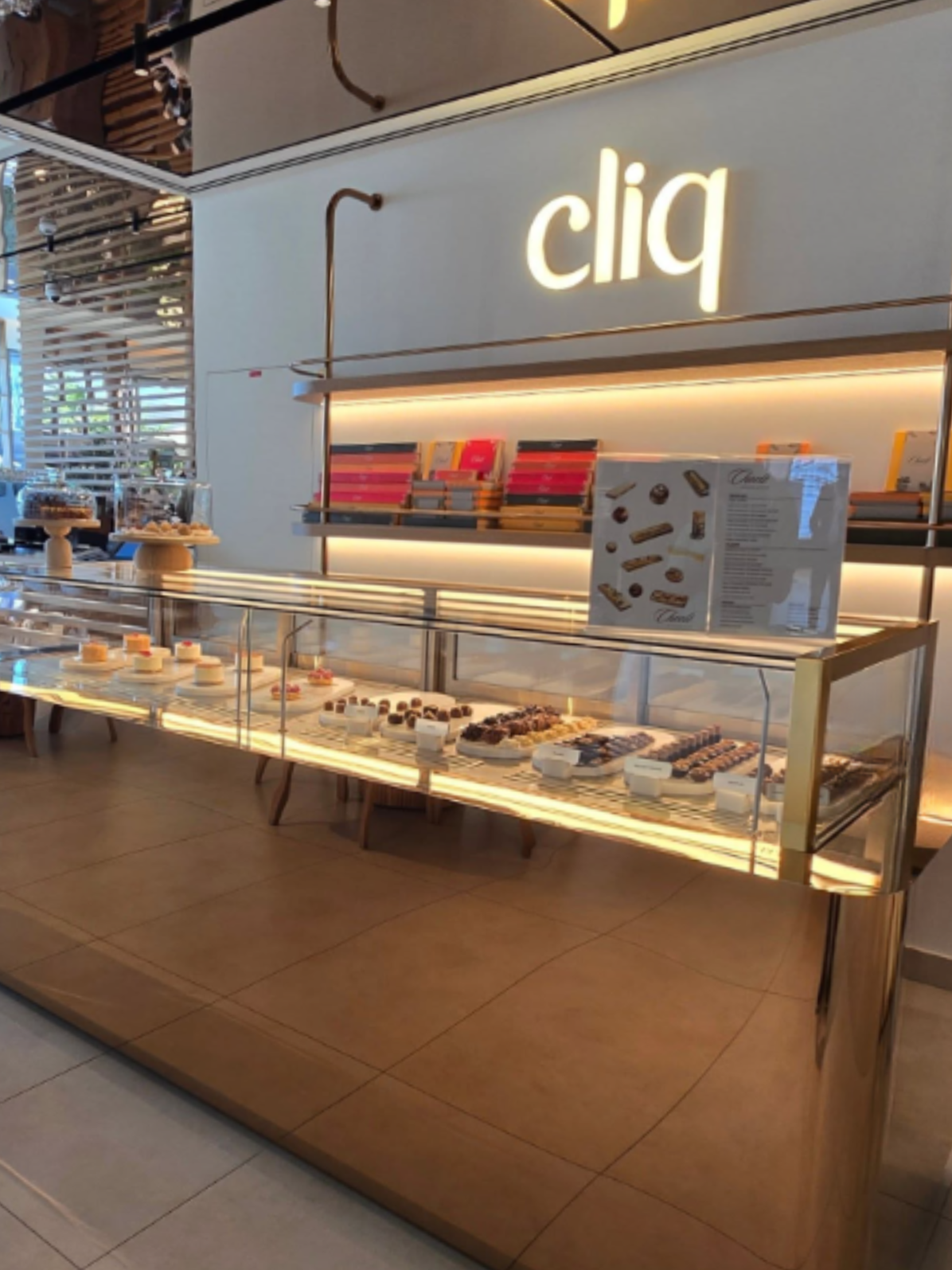ANKE custom display counter installation