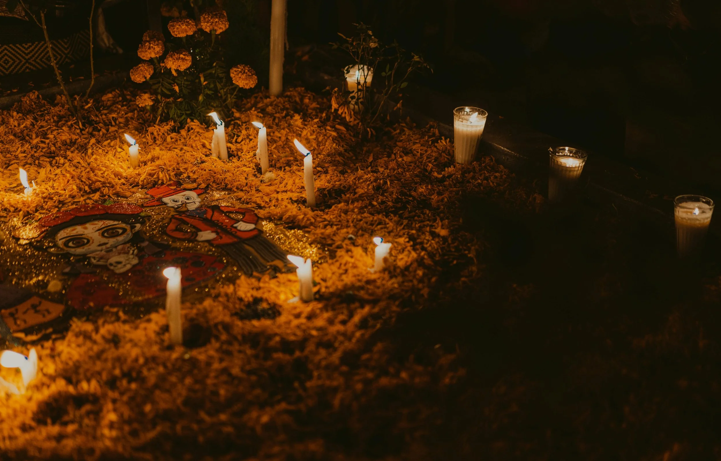 Traditional cemetery during Día de Muertos