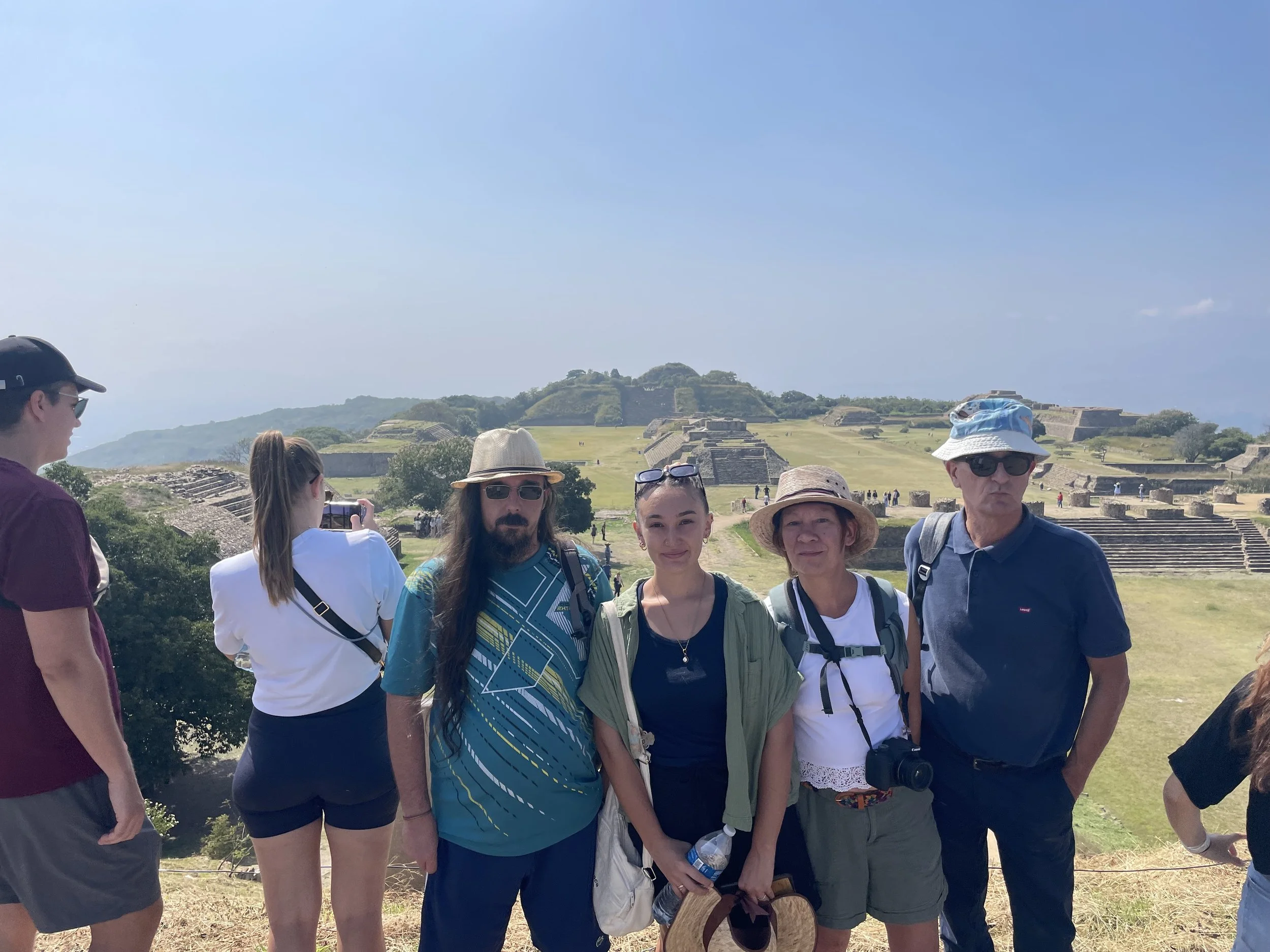 Private Monte Albán tour group