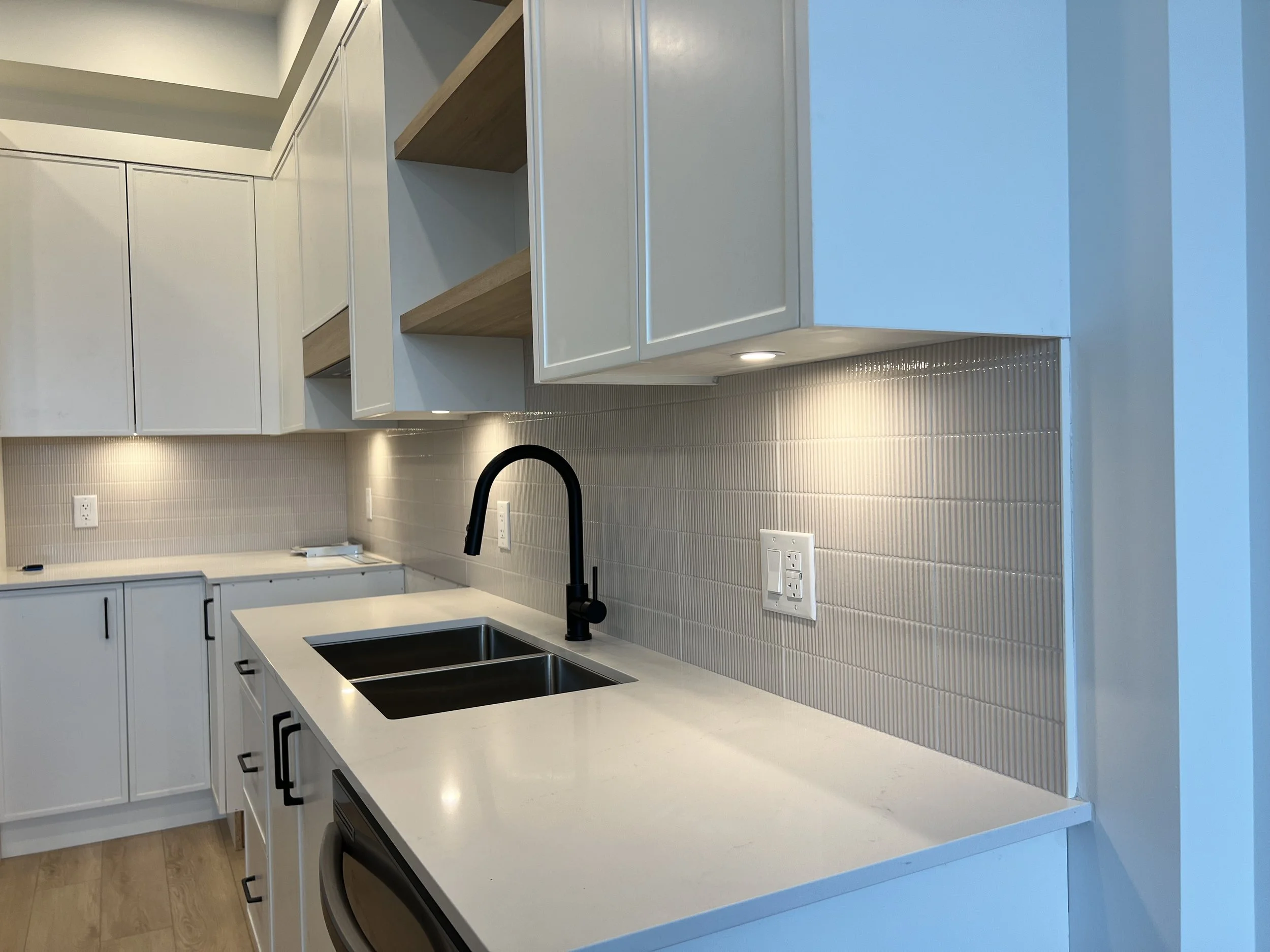 Custom Under Cabinet Lighting in Maple Ridge