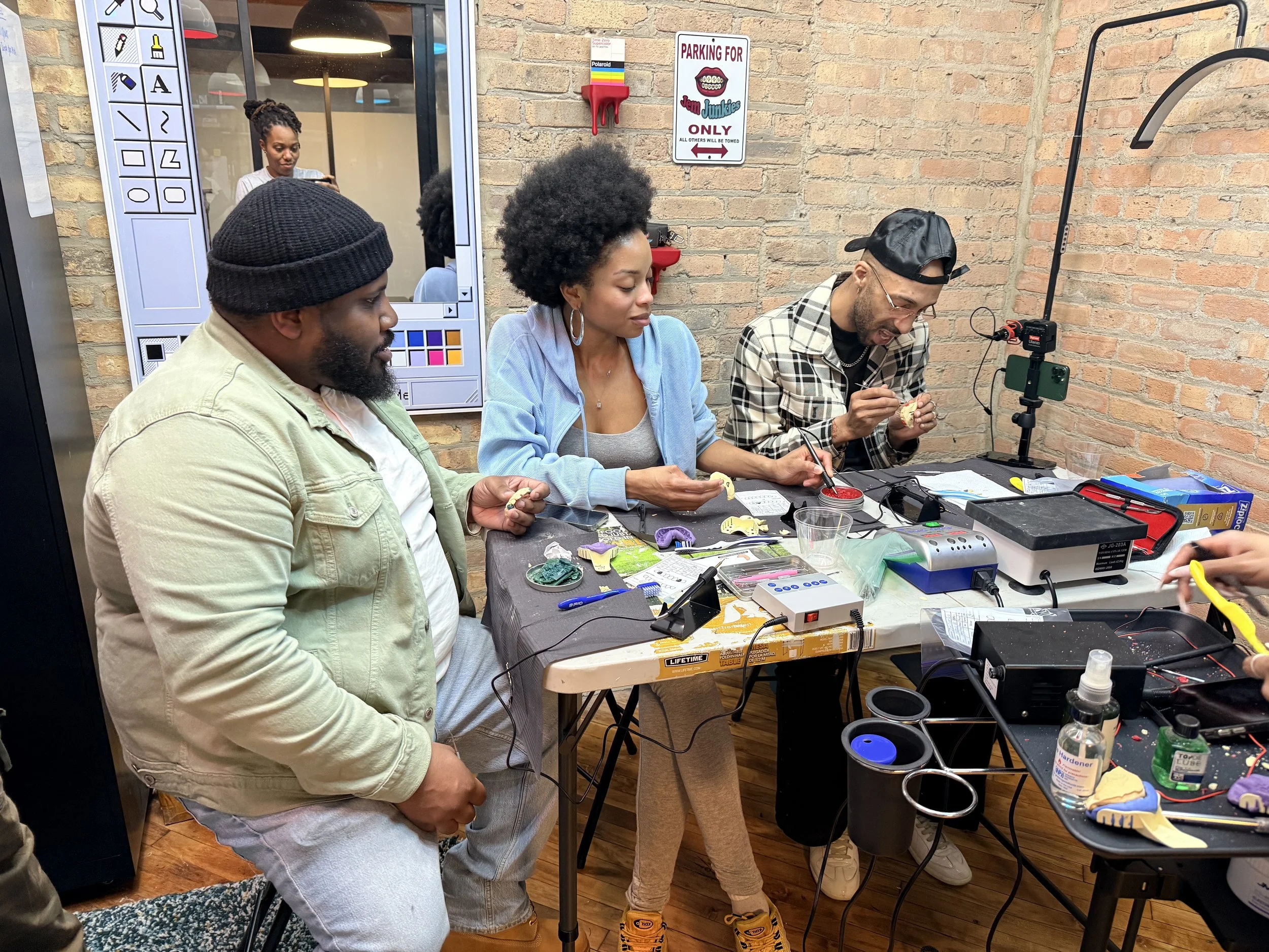 Jem Junkies grillz workshop