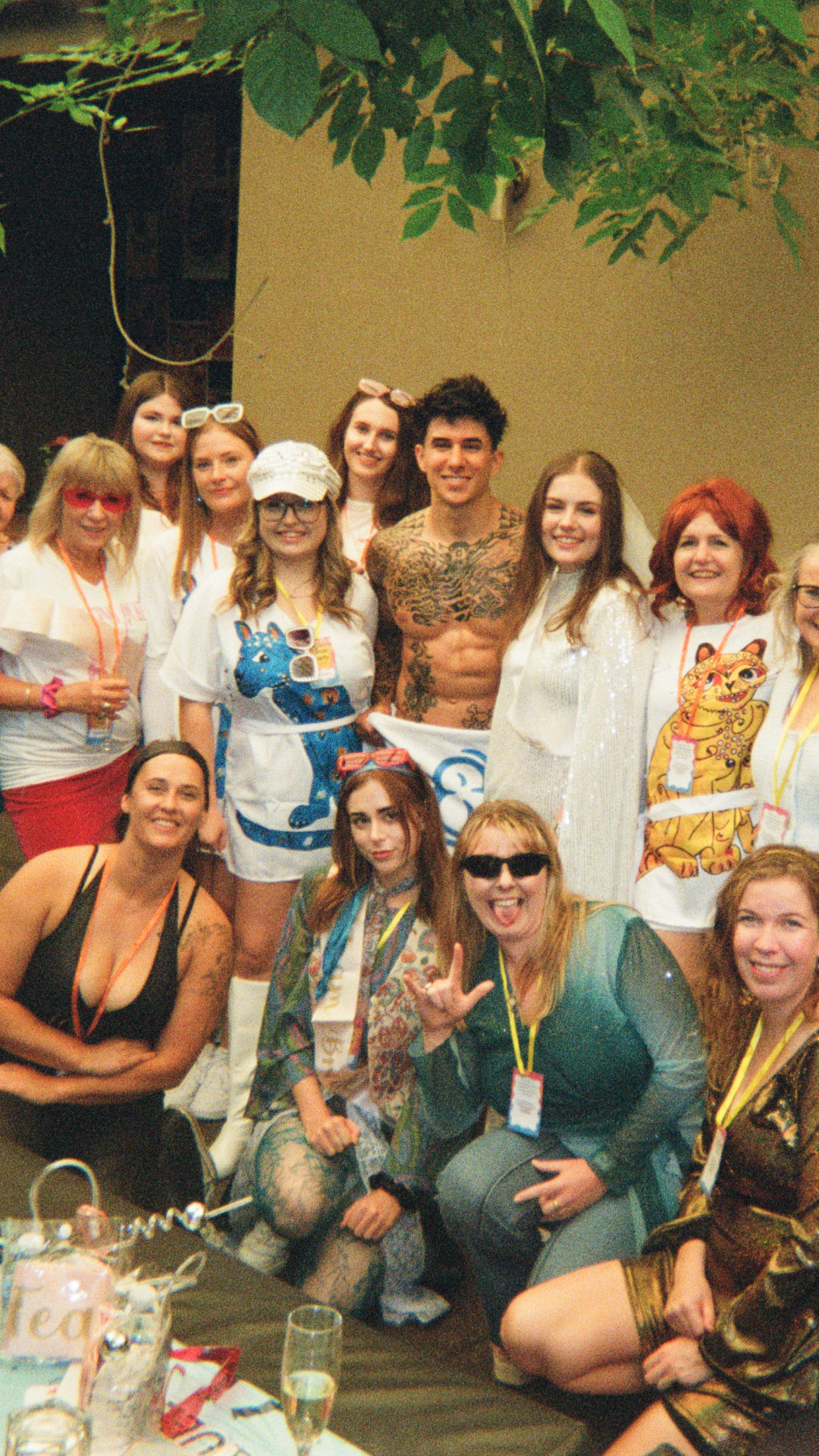 1-800 HOT COPS — hens party life drawing activity