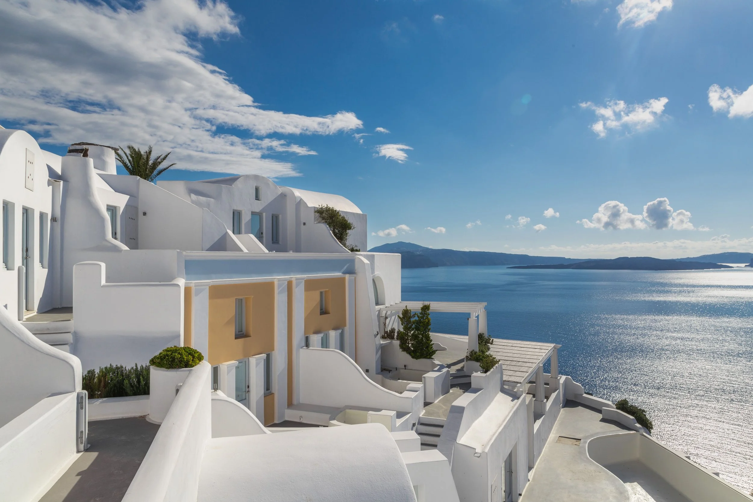 Overseas coastal property and travel setting