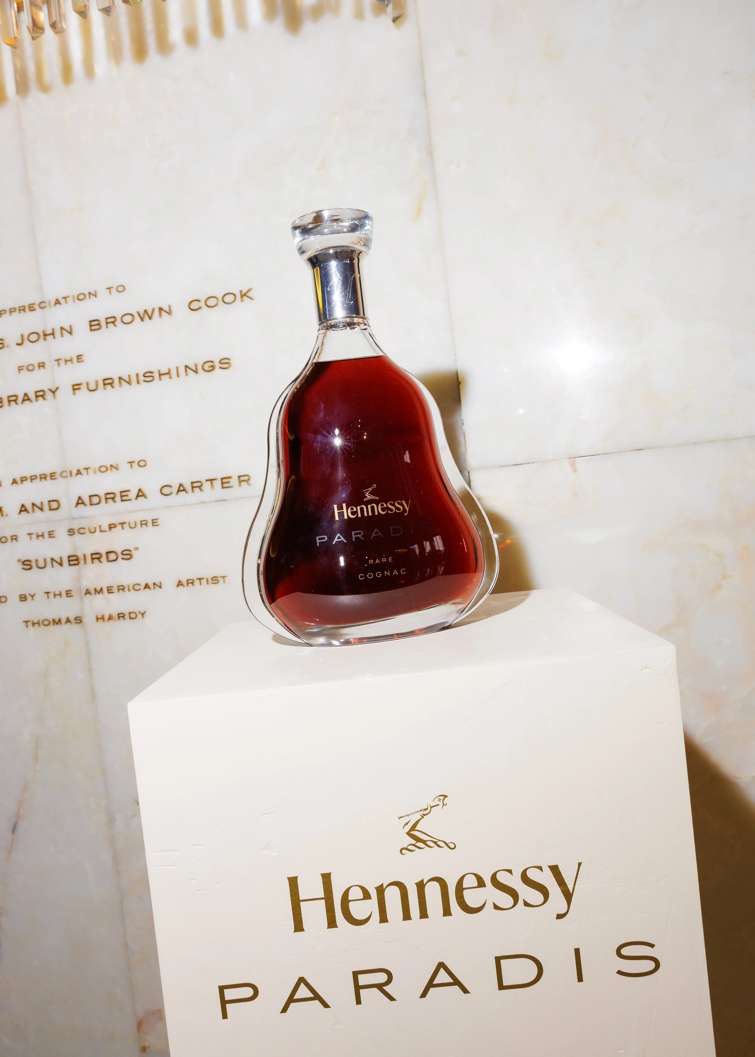 Hennessy at Gold Gala — Paradis display