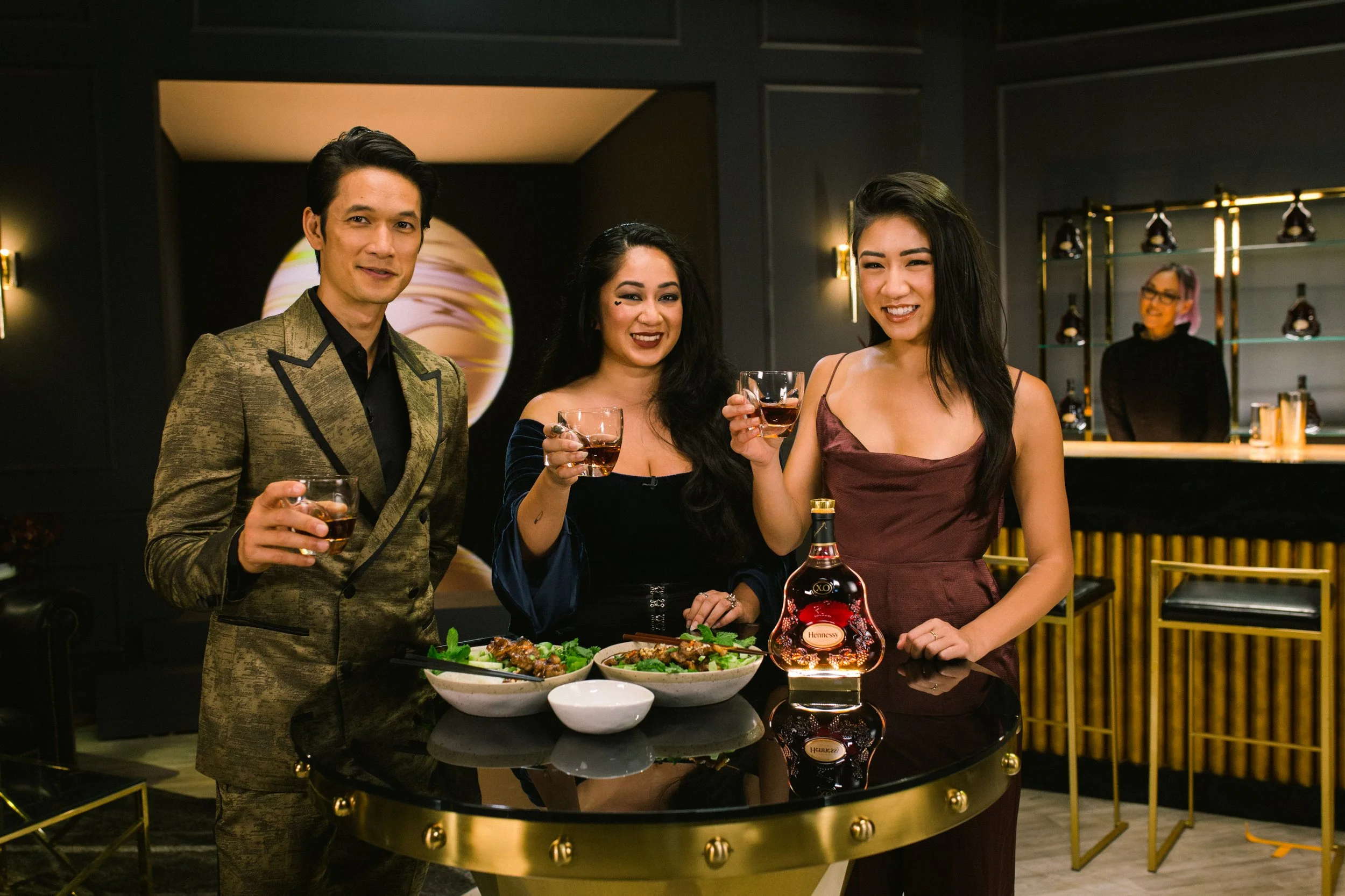 Omsom — Vanessa and Kim Pham