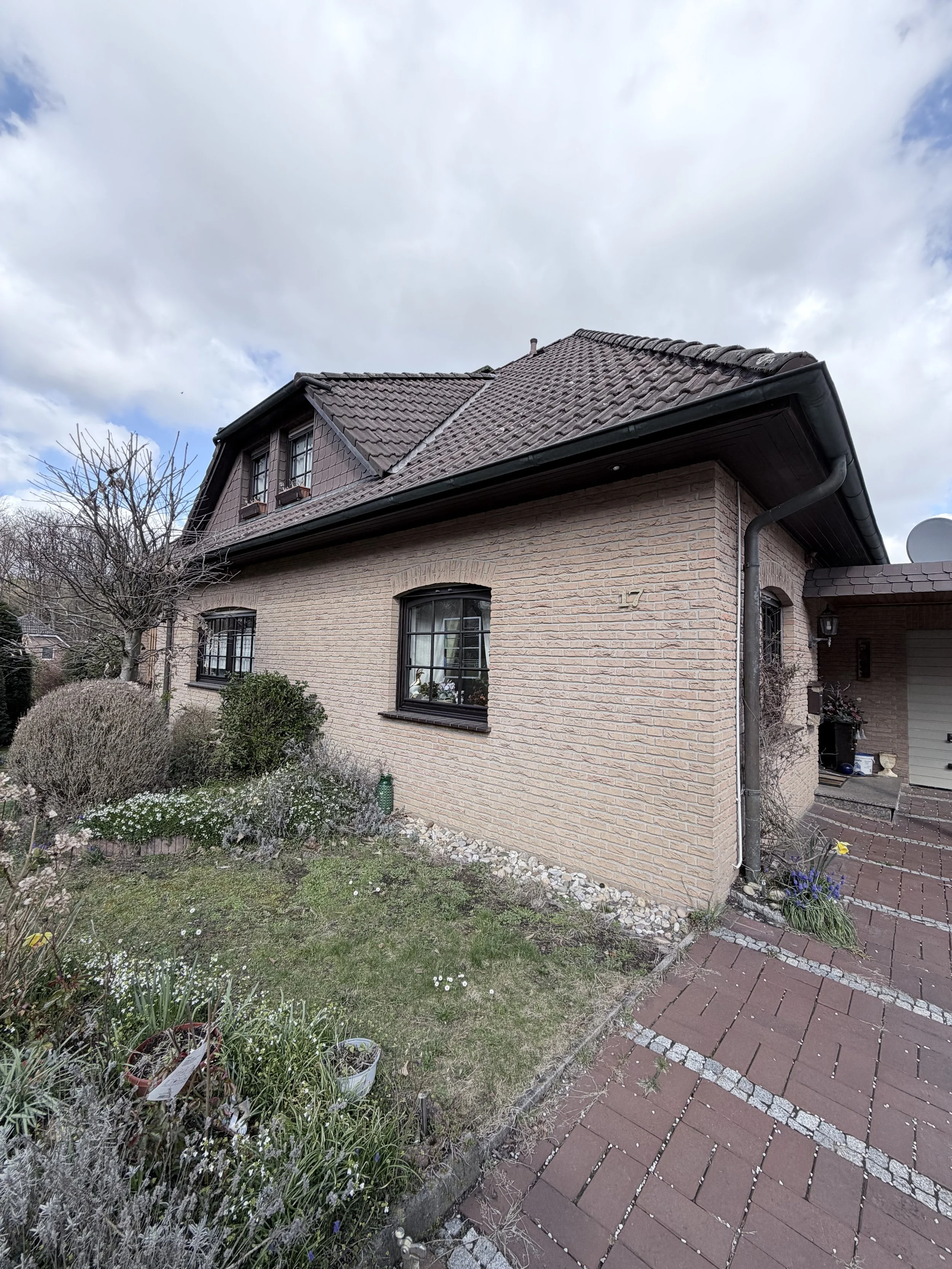 Einfamilienhaus Außenansicht