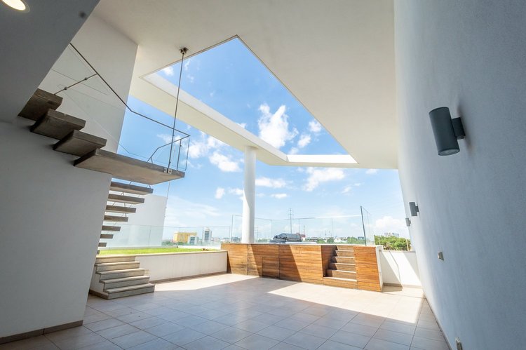 Condomínio V Gardens — pátio interior