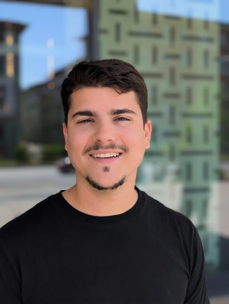 Lazar Rondovic, DIB client from Montenegro