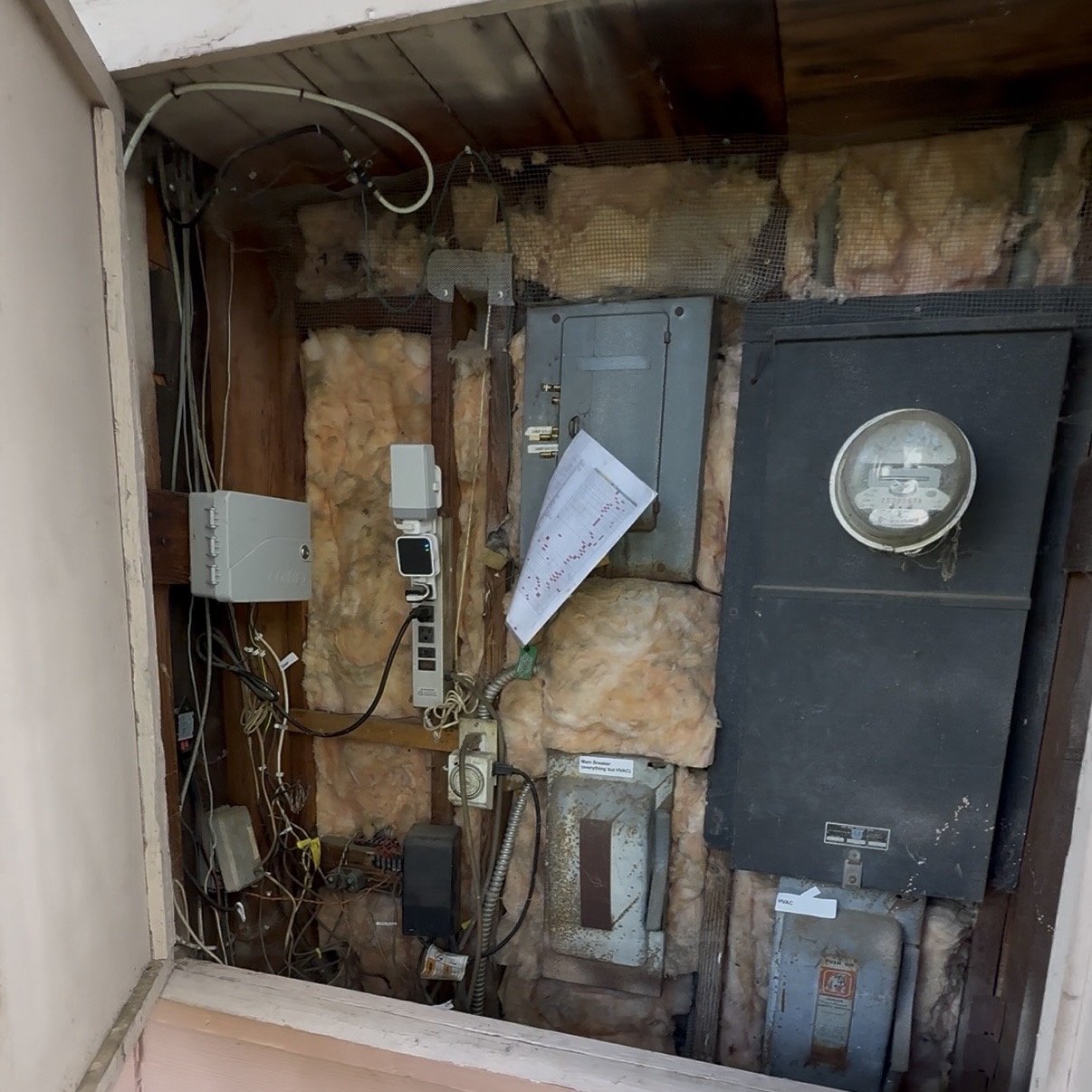 Outdated electrical panel in Encino home before fire zone upgrade